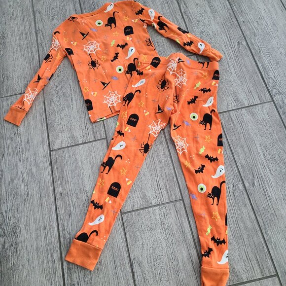 Hyde and EEK! Boutique Kids Halloween Pajama Set – Size 4 – Orange Spooky Print - Picture 5 of 7